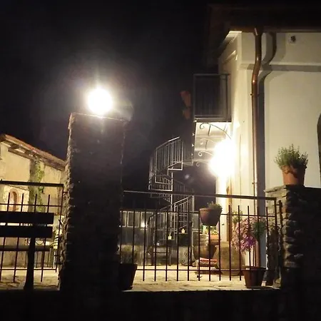 Alloggio per agriturismo Il Poggio Di Maro' *
